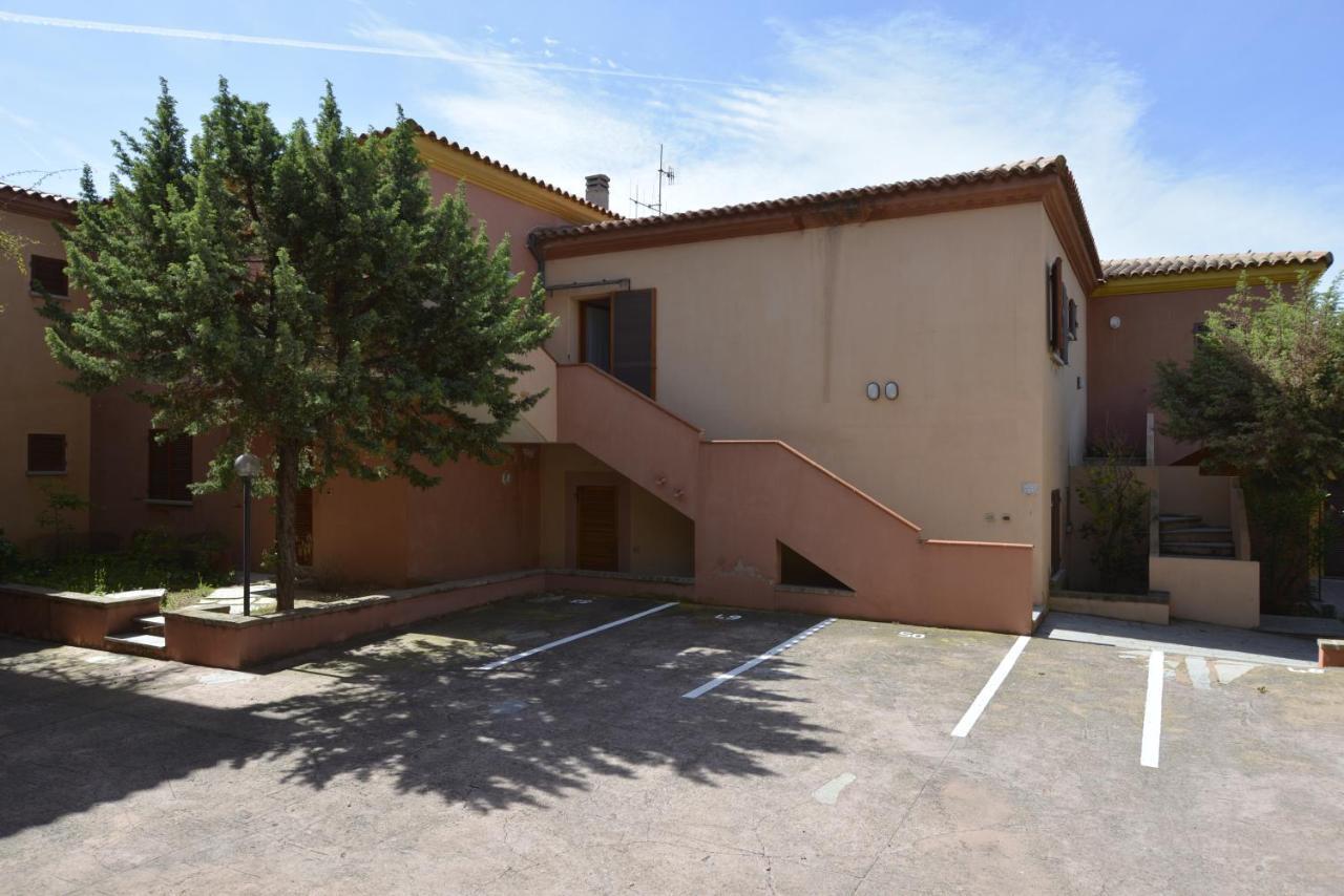 Residence Della Torre Isola Rossa Exterior foto